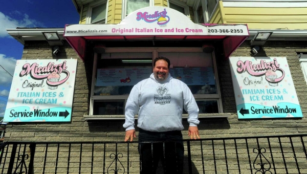 Recordando a Jay Piccirillo: El Querido 'Hombre de Hielo' de Bridgeport, Micalizzi's Italian Ice