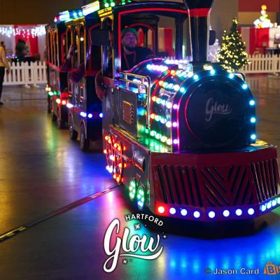 Glow Hartford Holiday Event 2023 Festive Frames Glowing Trains Ultimate Photo Opportunity Family Fun Festivities Culinary Delights Live Music Vendor Variety Bistro Buddy Jason Card Photography Copyright37