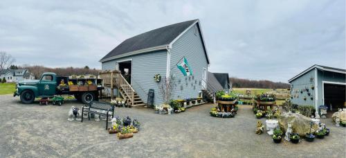 The Farm Truck At Hein Farm