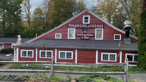 Transilvania Restaurant and Bar
