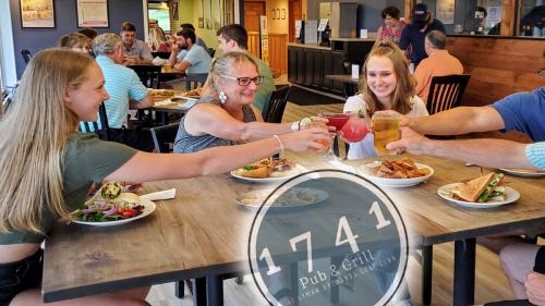 1741 Pub & Grill