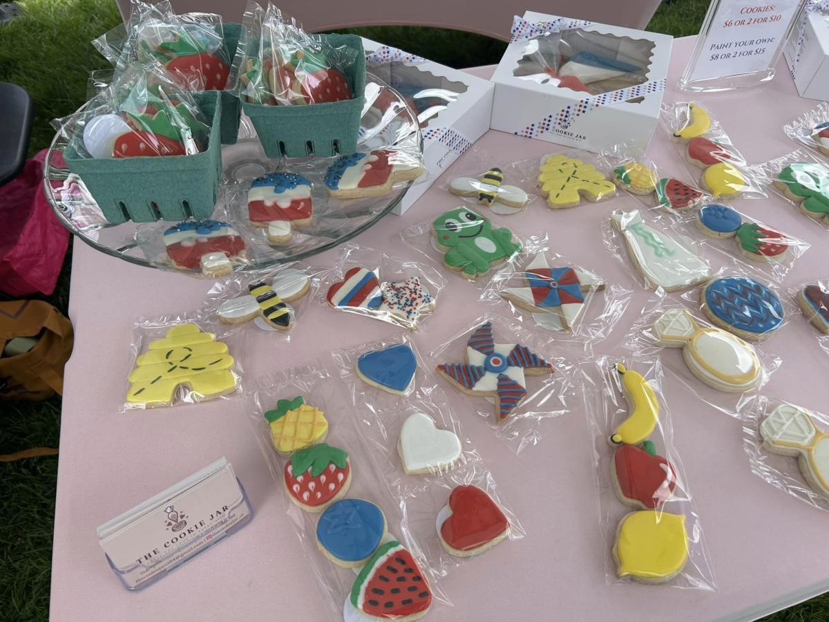 Discover The Cookie Jar CT in Rockville, offering handmade, customizable sugar and gingerbread cookies. Gluten-free options available. Order today!