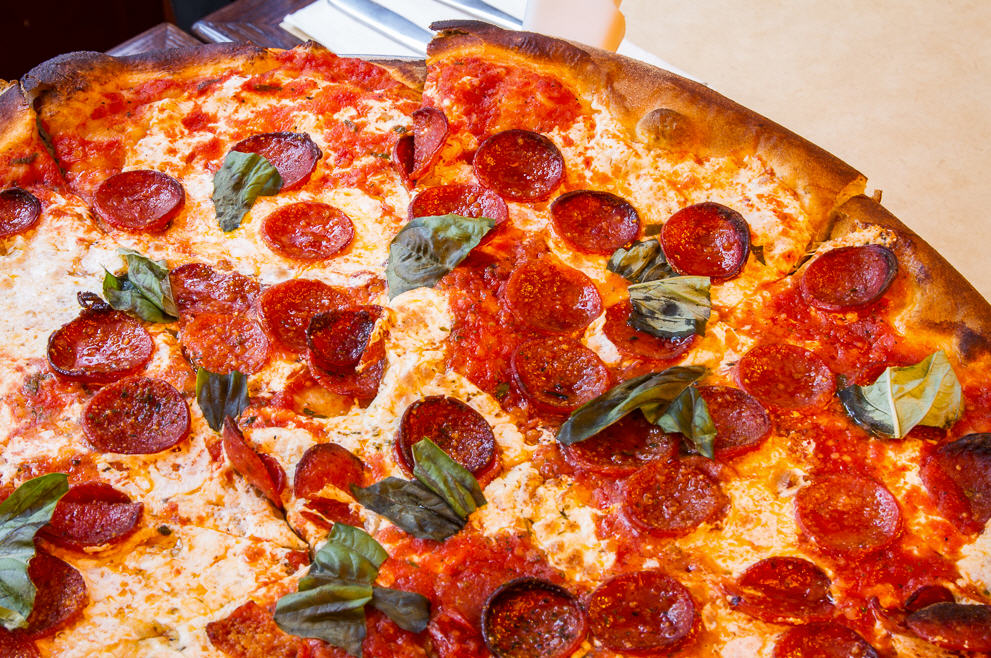 Discover Patsy’s Pizzeria in Greenwich, where New York’s famous coal-fired pizza meets a refined Italian dining experience. Enjoy classic pizzas, steaks, and more.