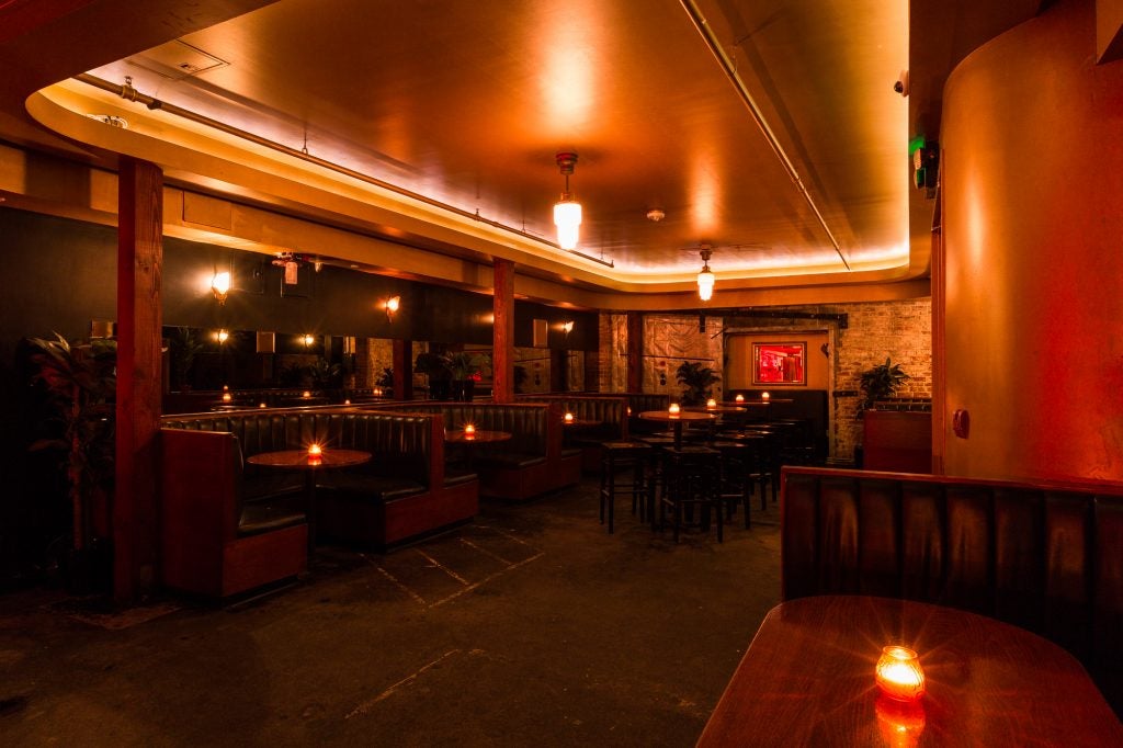 Discover Barboza, Seattle’s hidden gem for live music. Located beneath Neumos, this intimate venue offers a curated lineup, rich history, and a unique experience in the heart of Capitol Hill.