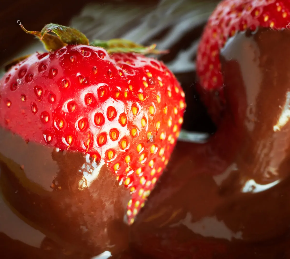 chocolate-covered strawberries food truck Boston, BerrySweets dessert catering services, chocolate-dipped strawberries on a stick, premium dessert trucks for events, portable desserts Boston, BerrySweets mobile catering Boston, unique chocolate desserts n