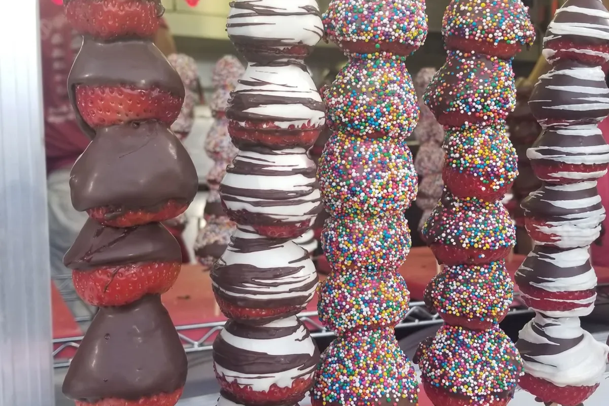 berrysweets_chocolate_covered_strawberries_food_truck_boston_premium_chocolate_desserts_catering_unique_dessert_ideas_event_treats__3_ Directory | BISTRO BUDDY | Food & Drink Social Network – Food Trucks, Food Truck Festivals, Street Food Events, Gourmet Street Food, Local Food Trucks, Food Truck Catering, Farmers Markets, Craft Vendor Fairs, Artisan Markets, Brewery Events, Winery Tastings, Outdoor Dining Events, Pop-Up Shops, Small Business Showcases, Music and Food Events, Festival Catering, Mobile Kitchens, Carnival Food, Beer Gardens chocolate-covered strawberries food truck Boston, BerrySweets dessert catering services, chocolate-dipped strawberries on a stick, premium dessert trucks for events, portable desserts Boston, BerrySweets mobile catering Boston Experience decadent chocolate-covered strawberries on a stick. BerrySweets brings Boston's freshest berries dipped in premium chocolate to your next event.