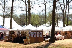  Join the Meriden Daffodil Festival Crafts by the Lake on May 3-4, 2025, in Hubbard Park. Explore unique handmade goods surrounded by over 600,001 blooming daffodils. Family-friendly fun!