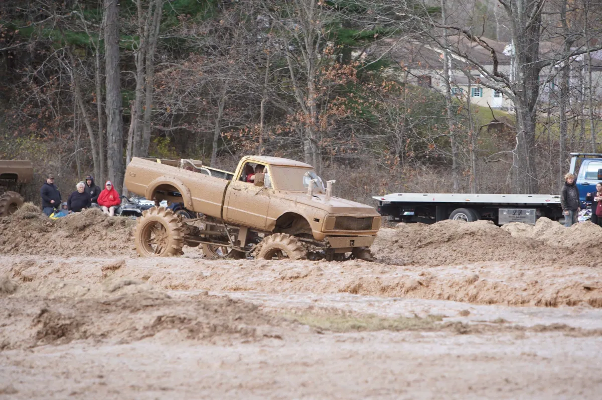 Catskill Mountain Off‑Road Park Spring Fest, East Durham NY, April 12 2025, food truck festival, mud bog competition, monster truck stunts, drag racing, family friendly event, Hudson Valley motorsports, outdoor festival, free cupcake, vendor opportunities