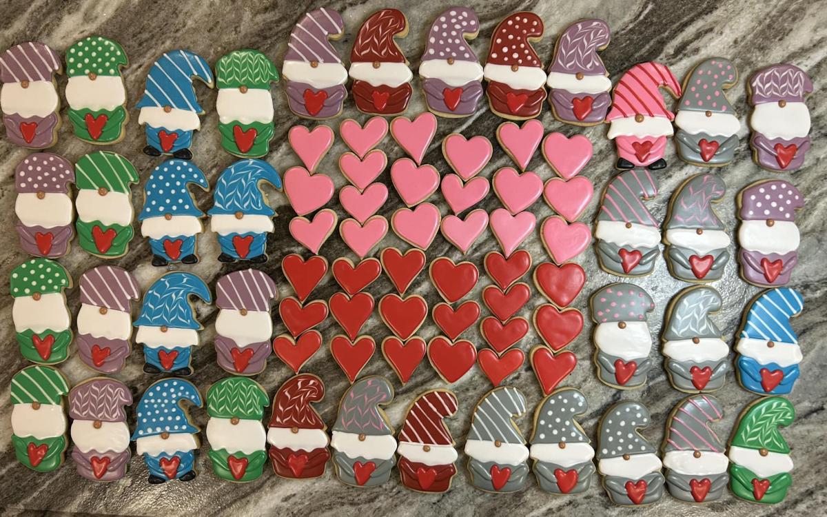 Experience The Cookie Jar CT's custom sugar cookies, crafted to perfection with a variety of designs. Starting at just $30 per dozen, perfect for any occasion. Gluten-free options available!