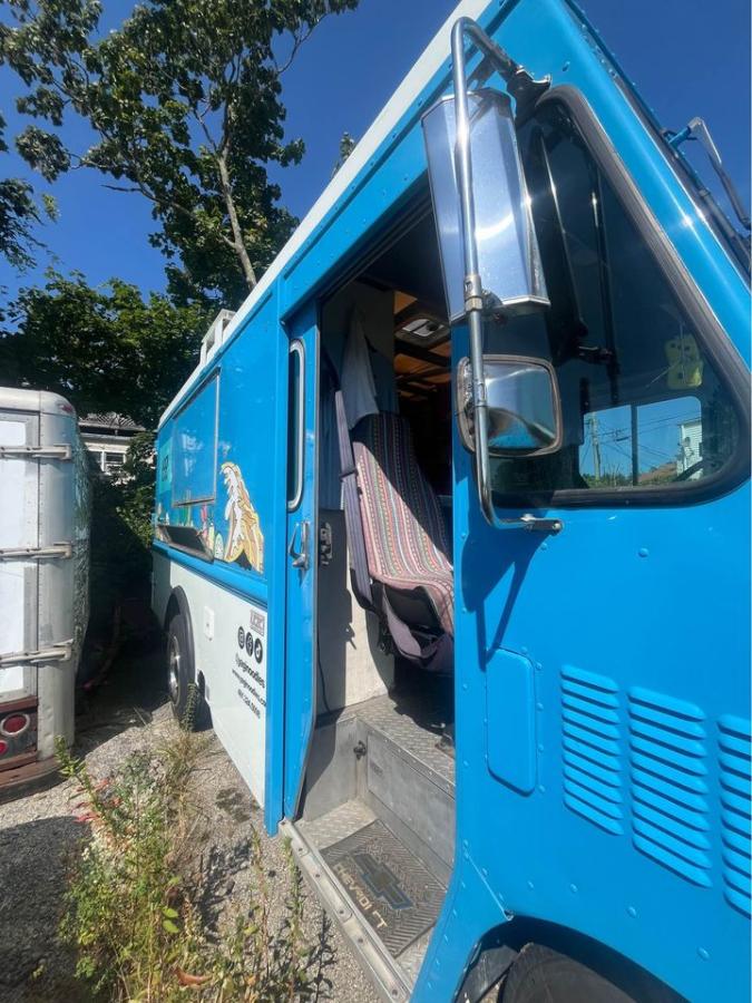 Selling a 1998 Chevrolet P30 Food Truck in Newport, RI for $25,000. Fully equipped with a 36’’ flattop grill, sandwich prep table, 3-bay sink, water heater, and more. Great running condition. 1998 Chevrolet P30 Food Truck, buy food truck, used food truck 