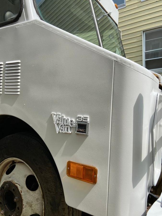 1991 GMC Value Van 35 (Step Van) for sale in Jersey City, NJ. 50,000 original miles, excellent condition, new brakes, steering, and clean title. Perfect for food truck or business conversion – $6,750